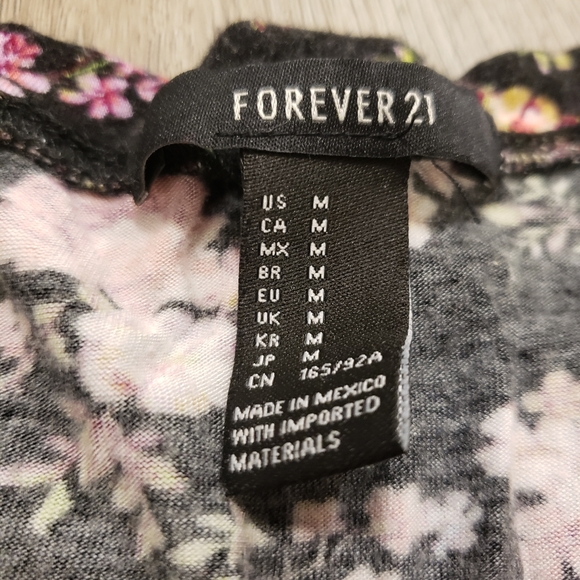 F21 floral top - Picture 2 of 2
